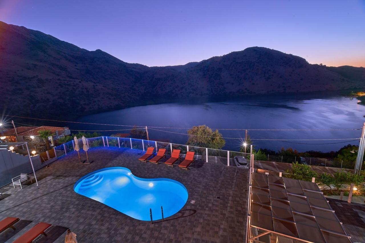 Lake View Suites Kávallos Exteriér fotografie