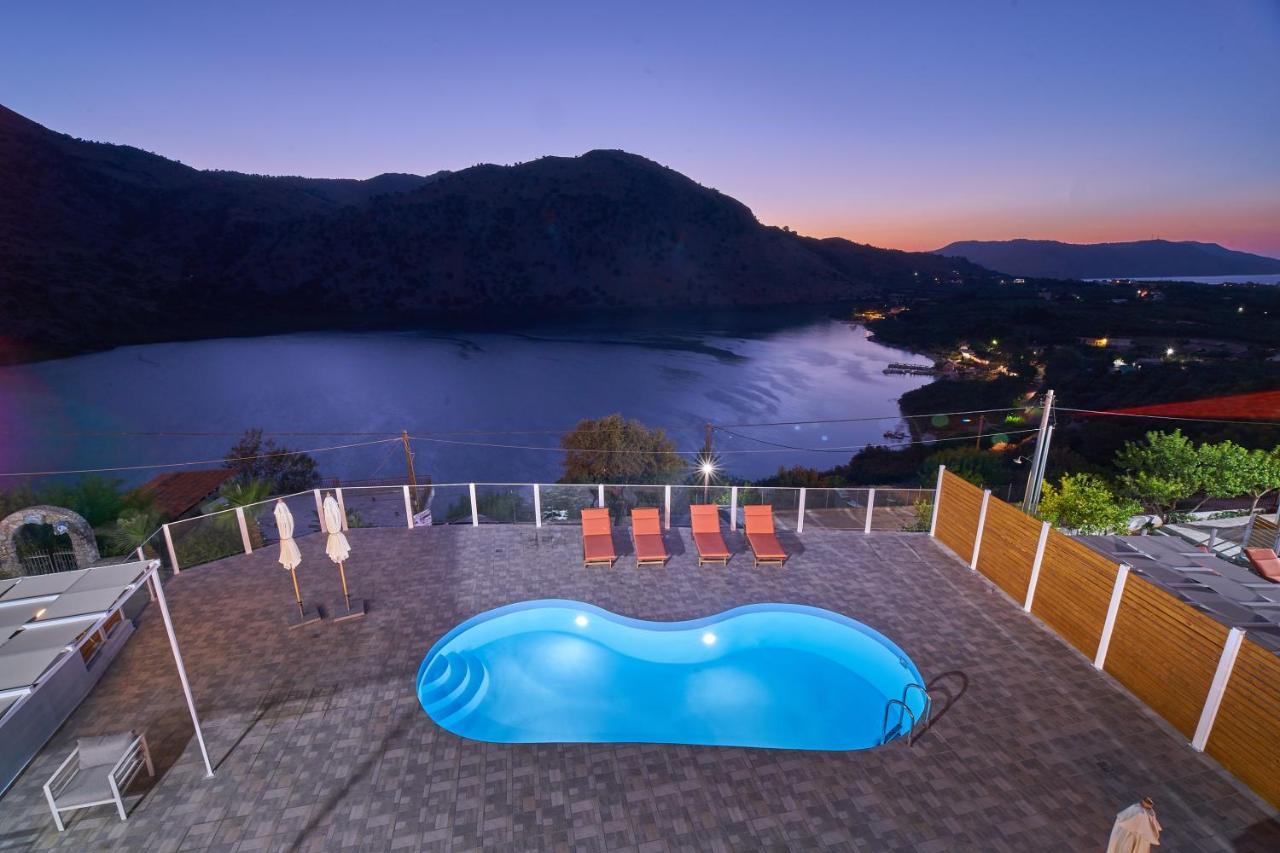 Lake View Suites Kávallos Exteriér fotografie
