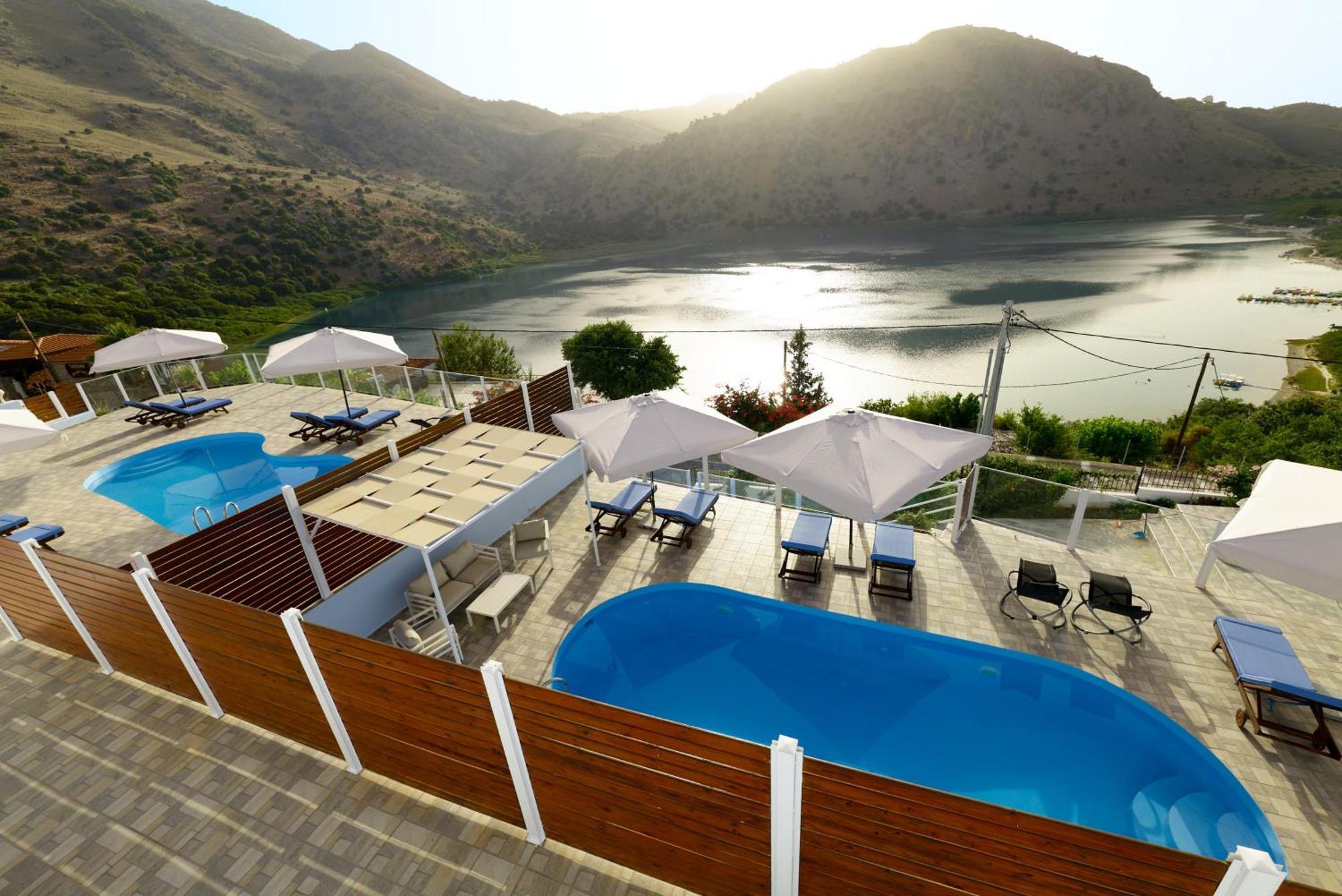 Lake View Suites Kávallos Exteriér fotografie